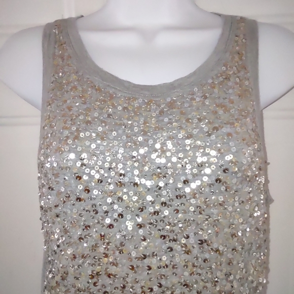 Joyous & Free Sequin Top. Size M - Picture 2 of 7